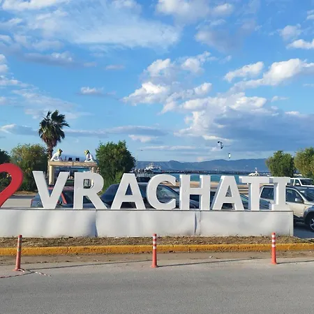 公寓 βραχατι-vrachati Family *